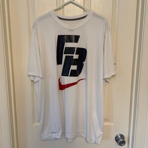 Nike drifit t-shirt. 2XL